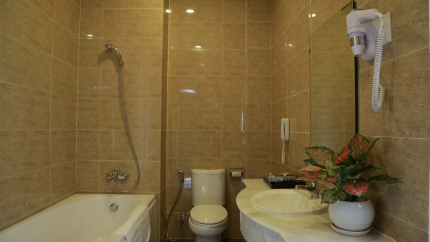 Phòng Tắm Ninh Kiều Riverside Hotel Cần Thơ