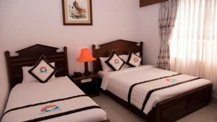 Phòng Superior Triple khách sạn Ocean Star