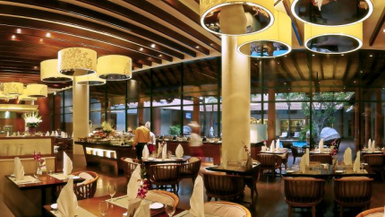 Khách sạn Park Royal Sài Gòn