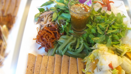 Dùng bữa tại khách sạn