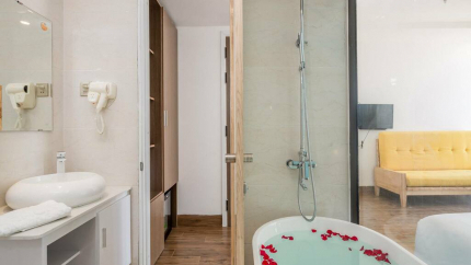 Phòng Deluxe bồn tắm