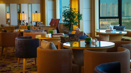 Club Lounge Khách sạn Renaissance Riverside Sài Gòn