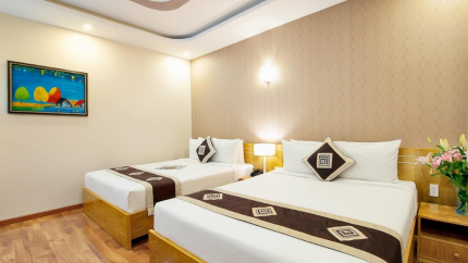 Phòng Deluxe Family Tại Eden Garden Hotel Sài Gòn