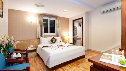 Phòng Deluxe Double Tại Sài Gòn Eden Garden Hotel