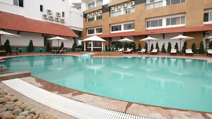 Bể bơi Ngoài Trời