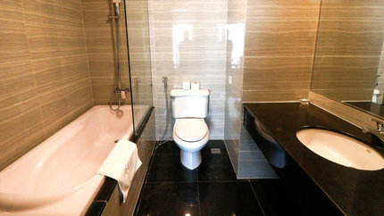 Phòng Tắm Khép Kín