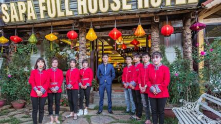 Overview khách sạn SaPa Full House