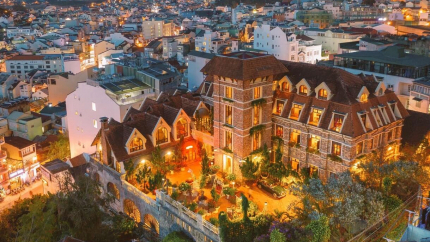 Overview Khách sạn Saphir Đà Lạt