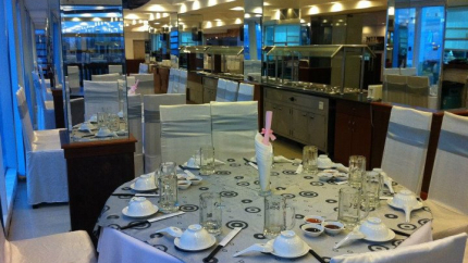 Nhà Hàng Sea Light