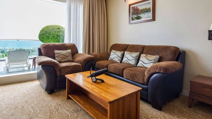 Premium Deluxe Family