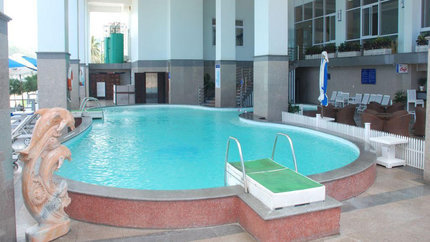 Hồ Bơi Trong Nhà