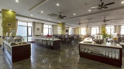 Nhà hàng sang trọng, đẹp mắt