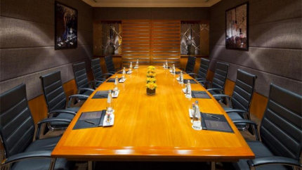 Khach San Sofitel Saigon Plaza