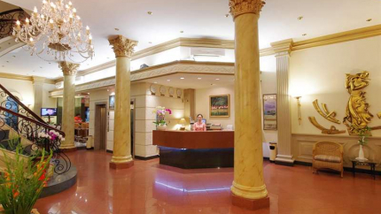 Khách sạn Spring Sài Gòn