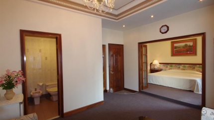 Khách sạn Spring Sài Gòn