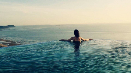 Bể bơi khách sạn Summer Cửa Lò