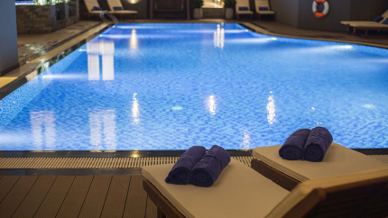 Bể bơi ngoài trời