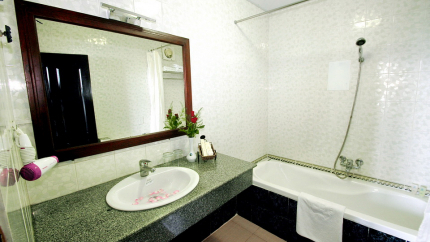 Phòng tắm - Phòng Suite