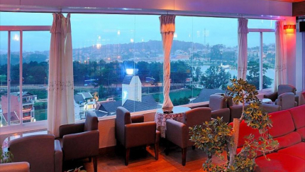 Khu vực Cafe Khách Sạn Thi Thảo Gardenia Đà Lạt