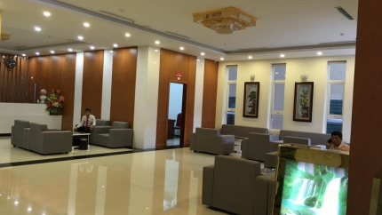 Sảnh Khách Sạn Thượng Hải - Vinh