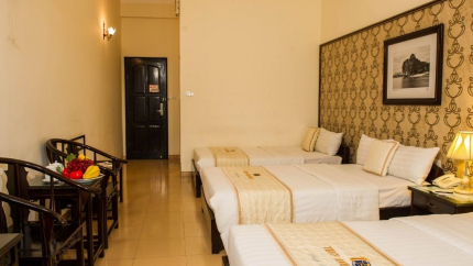 Phòng Deluxe Triple tại khách sạn Thùy Anh