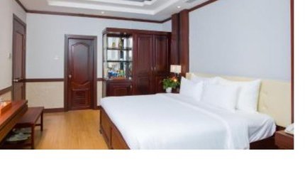 Executive Suite Khách sạn Vạn Phát Riverside Cần Thơ