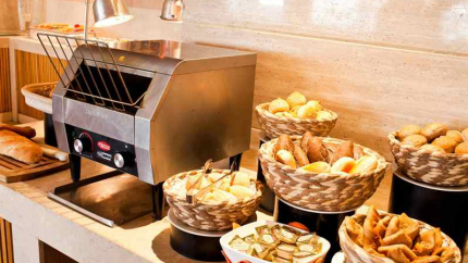 Đồ Ăn Khách Sạn