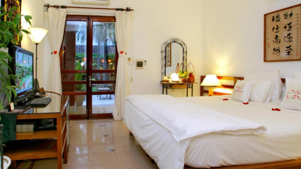 Standard Garden view