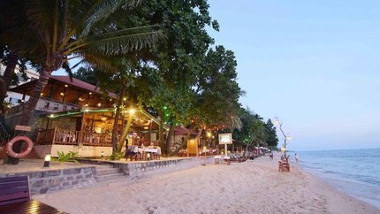 View hướng toàn bộ ra biển