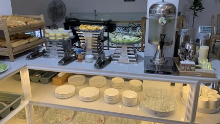 Buffet Sáng Thực Đơn Phong Phú