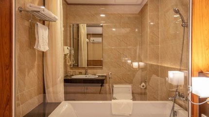 Không gian phòng tắm sang trọng