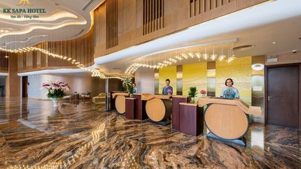 Lễ tân khách sạn