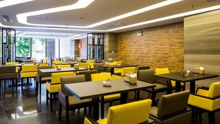 Nhà hàng trong khách sạn