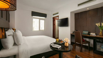 Phòng Premier tại Hotel La Nueva Hà Nội