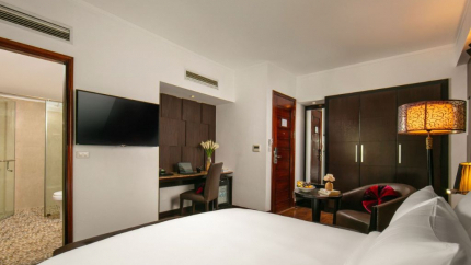 Phòng Premier tại khách sạn La Nueva Hà Nội