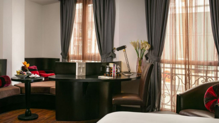 Phòng Junior Suite tại Boutique La Nueva Hà Nội