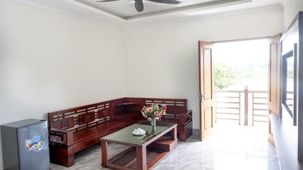 Ban công rộng cùng các tiện nghi trong phòng