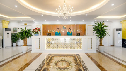 Bàn lễ tân của khách sạn