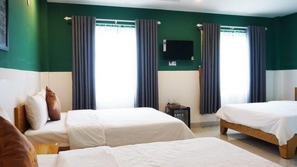 Không gian rộng, tường phòng phối màu bắt mắt