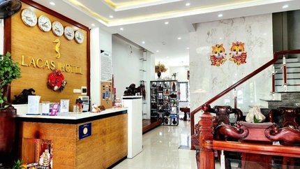 Quầy lễ tân khách sạn
