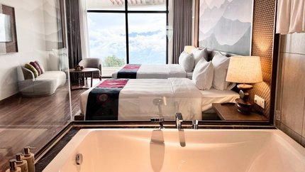 Phòng tắm bồn hiện đại