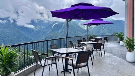 Không gian dùng bữa ngoài trời