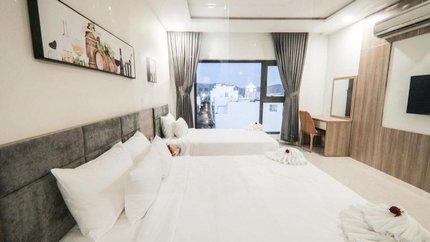 Phòng rất thóng nhờ của kính lớn