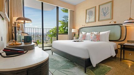 Hạng phòng với view núi tại khách sạn.