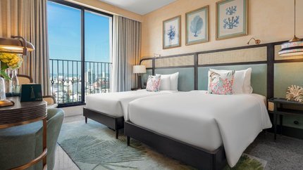 Phòng nghỉ được bày trí như căn phòng gia đình.