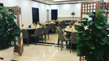 Nhà hàng trong khách sạn