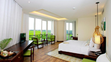 Phòng Deluxe Grand View Khách Sạn Lasenta Boutique 4*