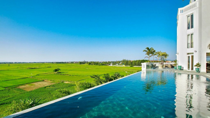 Thư Giãn Với Bể Bơi ngoài Trời Lasenta Boutique Hotel