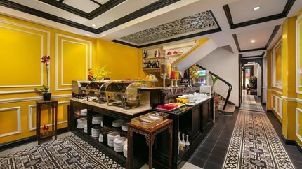 Khu vực dùng bữa buffet của khách sạn