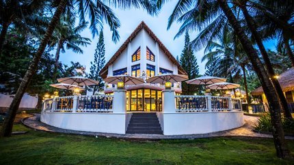 Nhà hàng Le Bateau tinh tế , sang trọng